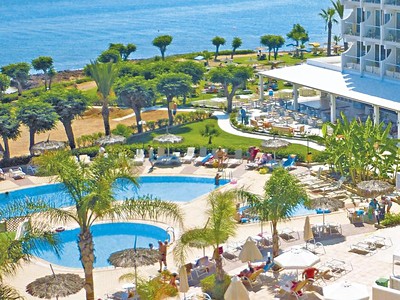 Hotel Pernera Beach